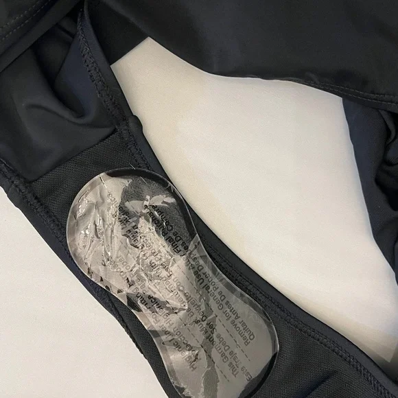 Tahari 3 Piece Black Bikini with Matching Sarong. size L. NWT. - Picture 11 of 13